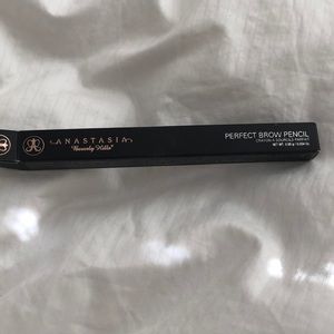 Brand new packaging ABH perfect brow pencil